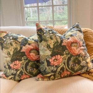 Pottery Barn 24x24 Floral Pillow Cover with Green Accent 18x18